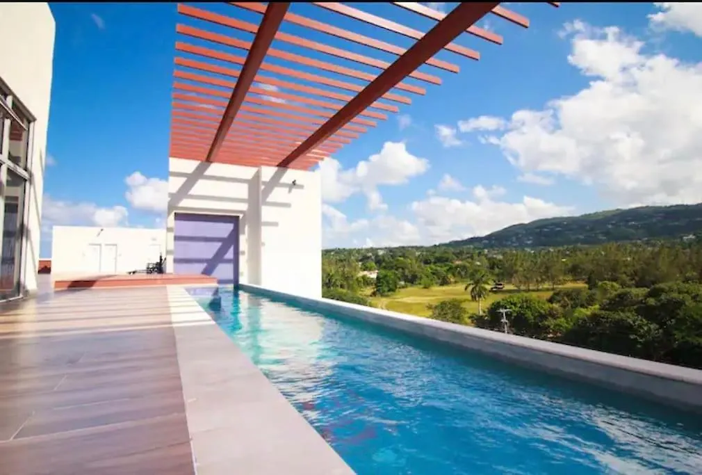 Dream 36 @ Montego Bay Lejlighed